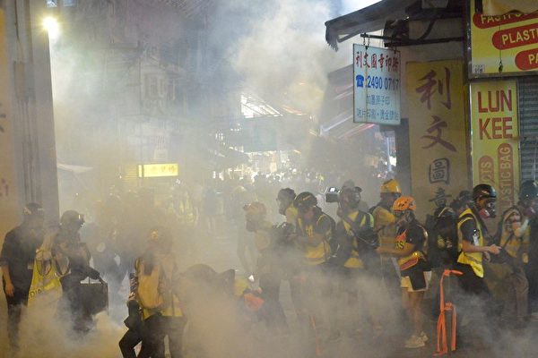 Phóng viên Hồng Kông, cảnh sát Hồng Kông nhiễm dioxin do đạn hơi cay