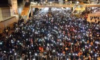 800.000 người Hồng Kông tham gia diễu hành hô lớn: "Tiêu diệt ĐCS, trả lại Hồng Kông cho tôi"