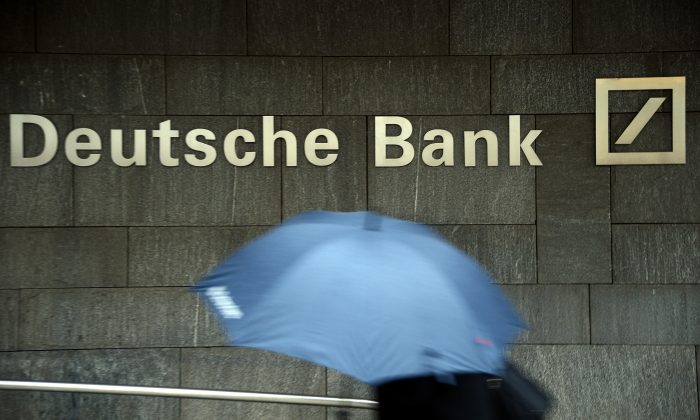 Deutsche Bank cảnh báo 'một cuộc suy thoái lớn' kèm 'lạm phát cao và lỳ lợm' trong năm tới