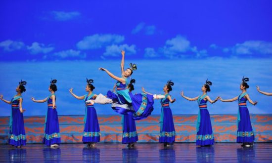 Tại sao chính quyền Trung Quốc sợ hãi Đoàn Biểu diễn Nghệ thuật Shen Yun?