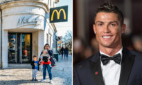 Ronaldo gặp lại nhân viên McDonald đã cưu mang anh lúc đói