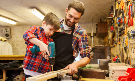 Giá trị của lao động: Điều tốt nhất bạn có thể dạy cho con cái của mình