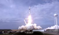 SpaceX hoàn thành thử nghiệm lớn cuối cùng trước khi đưa phi hành gia lên vũ trụ