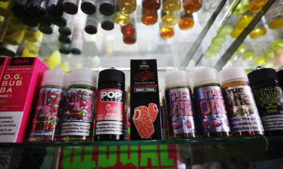 FDA cấm buôn bán vape các vị bạc hà và trái cây nhằm ngăn chặn sử dụng thuốc lá điện tử trong giới trẻ