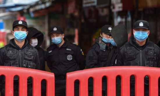 Mạng xã hội Trung Quốc mô tả tình trạng hỗn loạn do dịch bệnh tại thành phố Vũ Hán