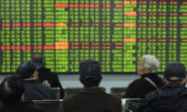 Hơn cả Trung Quốc, thị trường chứng khoán Việt Nam lao dốc nhanh nhất khu vực
