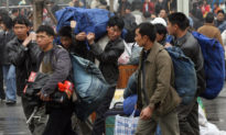 Người lao động di cư nông thôn Trung Quốc chỉ được trả lương bằng một phần ba so với người dân thành thị