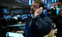 "Nỗi sợ hãi phố Wall" tăng vọt, Dow Jones mất 2000 điểm sau cú sốc giá dầu trong ngày đầu tuần
