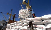 Trung Quốc khẩn cấp thu mua - Việt Nam ngừng xuất khẩu gạo