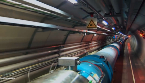 Cách duy nhất để quan sát các hạt quark là sử dụng máy gia tốc hạt như Máy va chạm Hadron CERN Lớn. (Ảnh chụp màn hình / YouTube)