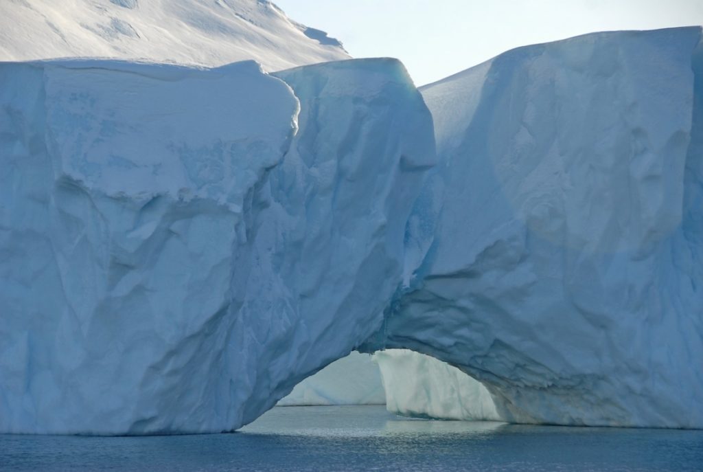 Các dải băng Greenland đang tan chảy mạnh mẽ: Các nhà khoa học xác nhận