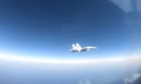Máy bay chiến đấu Nga 'áp sát' máy bay do thám Mỹ ở khu vực gần Syria lần thứ 2 trong vòng 4 ngày (Video)