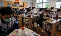 Trung Quốc gửi giáo viên có lập trường 'chính trị đúng đắn' đến Hong Kong và Macau dạy học
