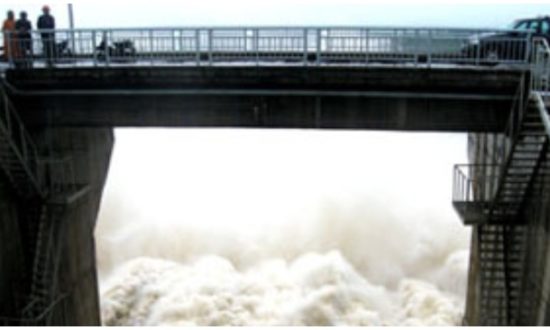 Thủy điện Sông Ba Hạ ở Phú Yên xả lũ tăng dần