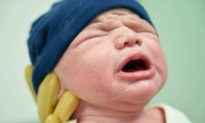 Cơ quan Y tế Mỹ bị kiện vì tuyên bố vaccine tiêm cho trẻ từ 0-6 tháng tuổi “không gây ra chứng tự kỷ”