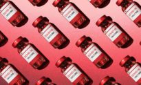 Chính quyền Trump sẽ cấp vaccine COVID-19 miễn phí tại các hiệu thuốc
