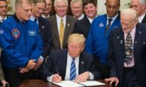 Tổng thống Donald Trump ban hành Chính sách thứ 6 về phát triển không gian vũ trụ