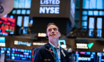 NYSE lại ‘đảo chiều’, tiếp tục hủy niêm yết ba công ty viễn thông Trung Quốc trong sự kiện chóng mặt