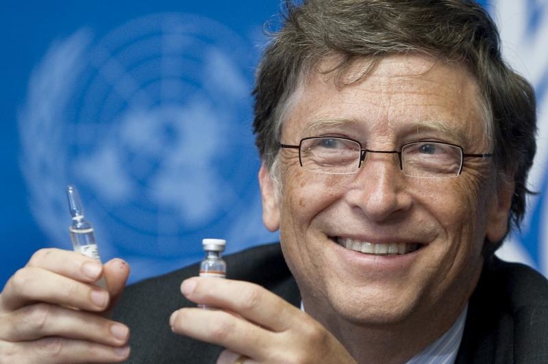 Bill Gates nói rằng mọi người có thể cần tiêm liều vaccine COVID-19 thứ ba 