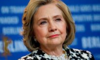 Bà Hillary Clinton có thể bị luận tội và truất quyền tranh cử trong tương lai