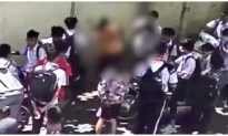 Đồng Nai: Học sinh lớp 8 bị đánh hội đồng ngay trước cổng trường, phải nhập viện cấp cứu