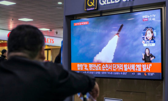 Tin nhanh thế giới: Triều Tiên bắn tên lửa, Trung Quốc có khả năng tấn công Đài Loan