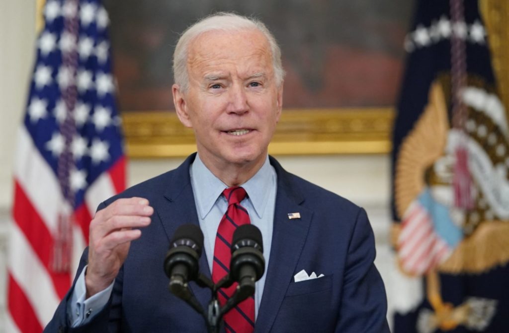 Ông Biden ra sắc lệnh kiểm soát súng mới, người phản đối gọi đó là 'độc tài'