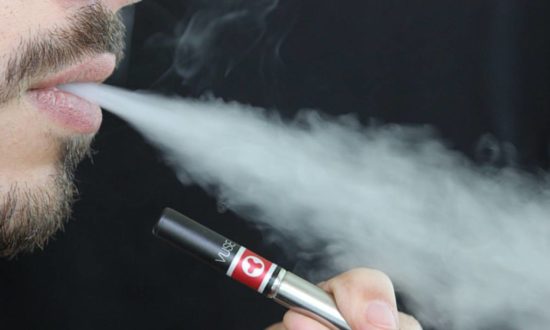 Hút thuốc lá điện tử làm tăng 40% nguy cơ bệnh phổi