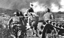 Chuyện lạ trong Chiến tranh Trung Nhật: Lính Nhật bắn 13 viên đạn pháo, đền Lão Quân vẫn nguyên vẹn