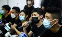 Hàng chục nhà bất đồng chính kiến ​​hàng đầu ở Hồng Kông bị buộc tội lật đổ chính quyền