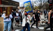 Đang biểu tình vì 'nạn nhân', BLM bỏ đi khi biết đó là người da trắng