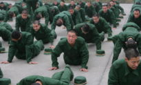 Tại sao chế độ Trung Quốc gặp khó khăn khi tuyển thêm binh sĩ?
