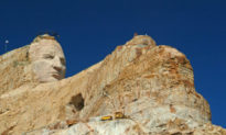 Tượng đài kỷ niệm Crazy Horse: dự án điêu khắc lớn nhất trong lịch sử liệu có được hoàn thành?