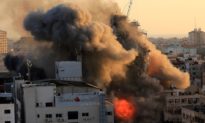 VIDEO: Israel tiêu diệt chỉ huy cấp cao nhất của tổ chức khủng bố Hamas; Không quân và lục quân triển khai tấn công Dải Gaza