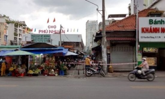 TP.HCM: Khoanh vùng, lấy mẫu khẩn cấp trong chợ Phú Nhuận