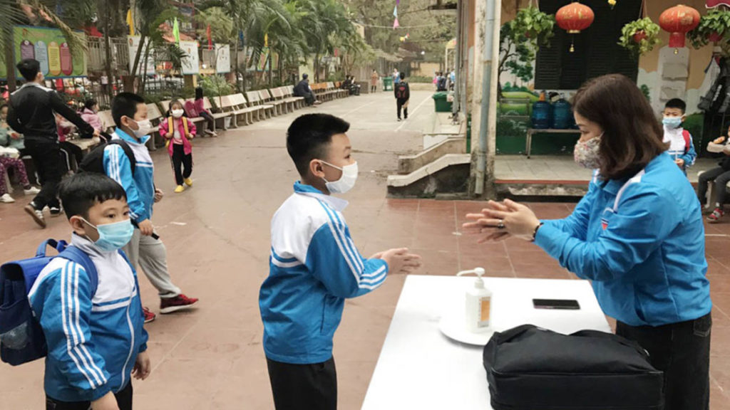 Bắc Giang: 8 học sinh mắc COVID-19, gần 800 giáo viên, học sinh là F1 phải cách ly tập trung