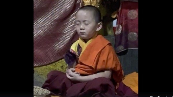 Hoàng tử bé của Bhutan, dịch giả vĩ đại Phật giáo Tây Tạng Tứ
