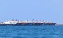 ‘Hạm đội’ tàu cá Trung Quốc đang làm hư hại các rạn san hô ở biển Đông