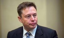Elon Musk mở khóa tài khoản Twitter của 8 trong số 9 nhà báo