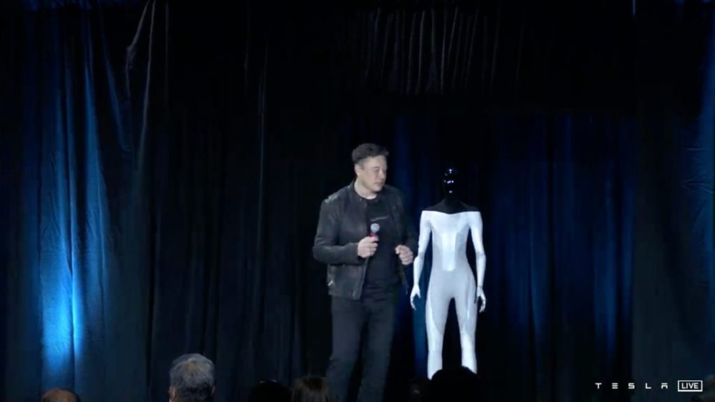 Elon Musk: Tesla có khả năng sẽ ra mắt nguyên mẫu robot hình người vào năm tới