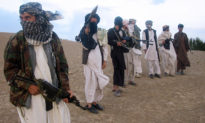 Taliban đưa 'hàng trăm' chiến binh đến khu vực kháng chiến