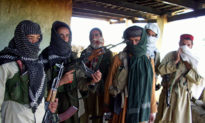 Taliban chiếm được thủ đô đầu tiên, ám sát người phát ngôn của chính phủ Afghanistan