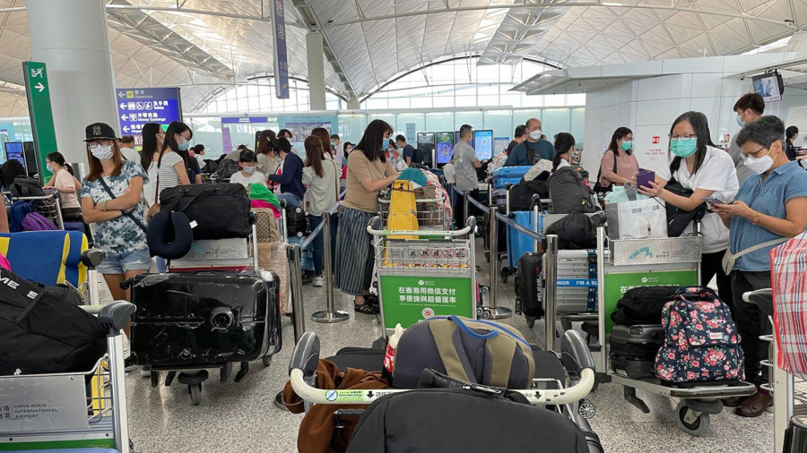 Làn sóng di cư kỷ lục: Hơn 29.000 người rời khỏi Hong Kong trong tháng 7