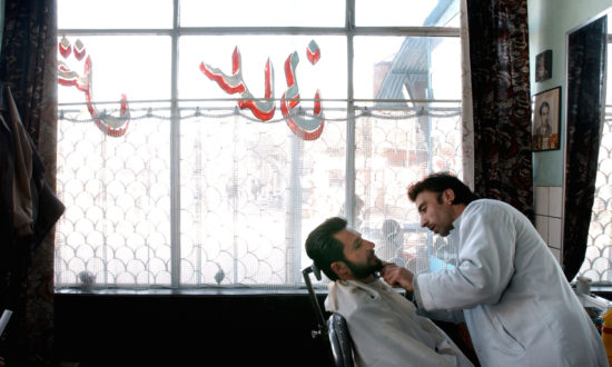 Afghanistan: Taliban cấm thợ làm tóc ở tỉnh Helmand cạo râu và bật nhạc cho khách hàng