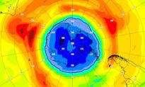 Lỗ thủng tầng ozone hàng năm trên Nam Cực đang 'lớn hơn bình thường'