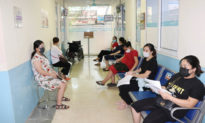 Bộ Y tế Việt Nam thúc giục tiêm vaccine cho phụ nữ mang thai trên 13 tuần