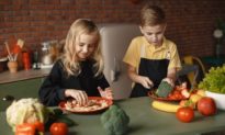 Nghiên cứu mới: Trẻ em ăn nhiều rau quả có sức khỏe tinh thần tốt hơn