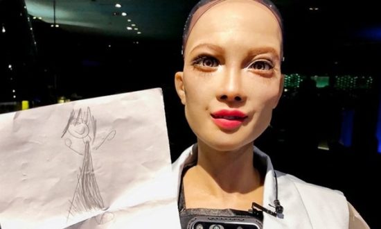 Sophia - công dân robot đầu tiên trên thế giới, muốn làm mẹ, xây dựng gia đình