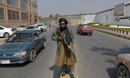 Taliban treo 4 thi thể giữa quảng trường công cộng để công khai thị chúng