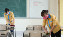Hà Nội dừng kế hoạch cho học sinh trở lại trường, chỉ 1 huyện được dạy học trực tiếp